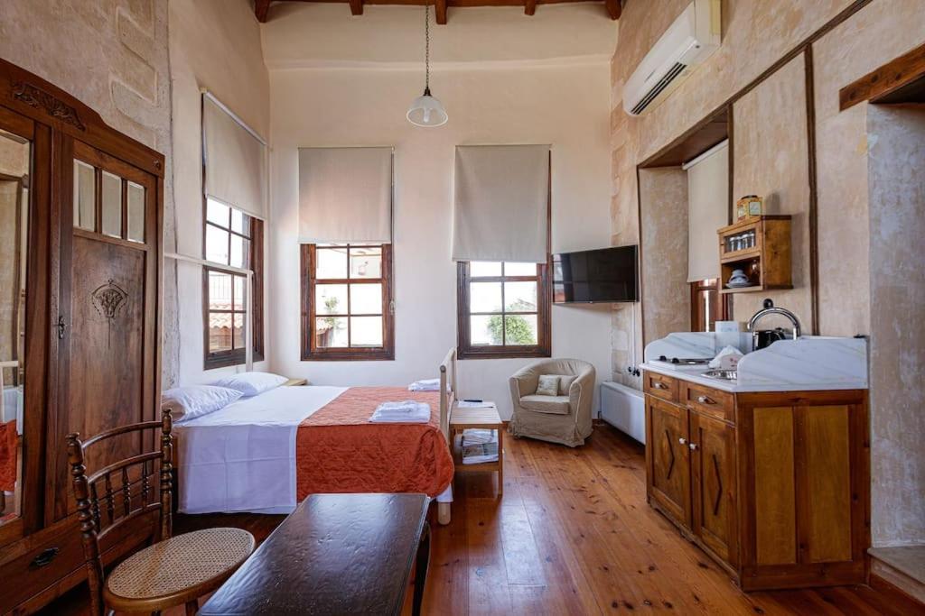 Anassa Townhouse, In Rethymno's Old Center 雷斯蒙