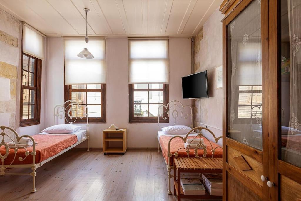 Anassa Townhouse, In Rethymno's Old Center * 雷斯蒙
