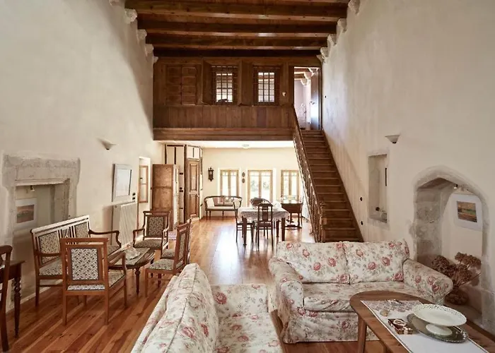 Anassa Townhouse, In Rethymno\'S Old City Center